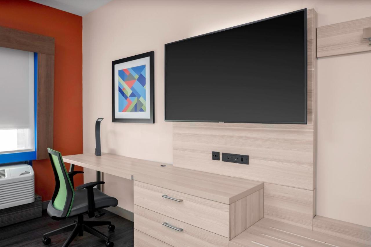 Holiday Inn Express & Suites Wilmington West - Medical Park By Ihg Extérieur photo
